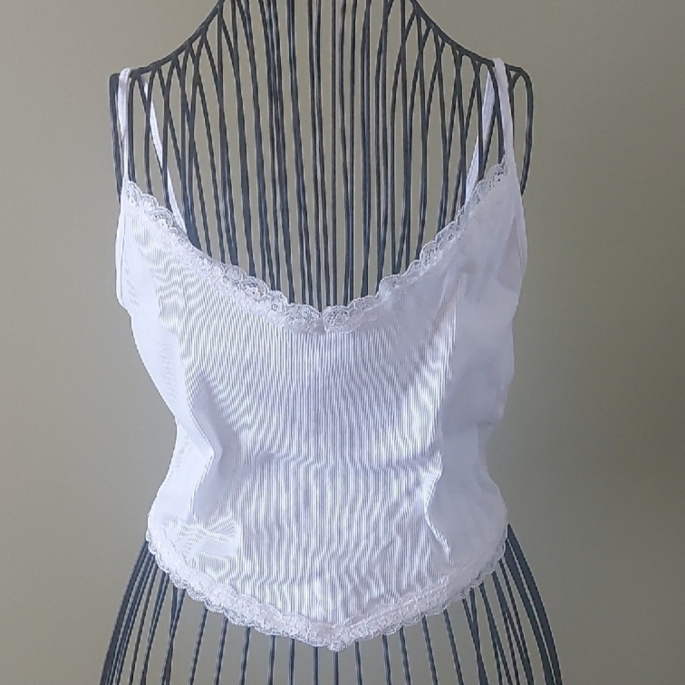 NWOT, TERRANOVA Size XL, Elegant White Lace Trimmed Women's Top, 100% Cotton